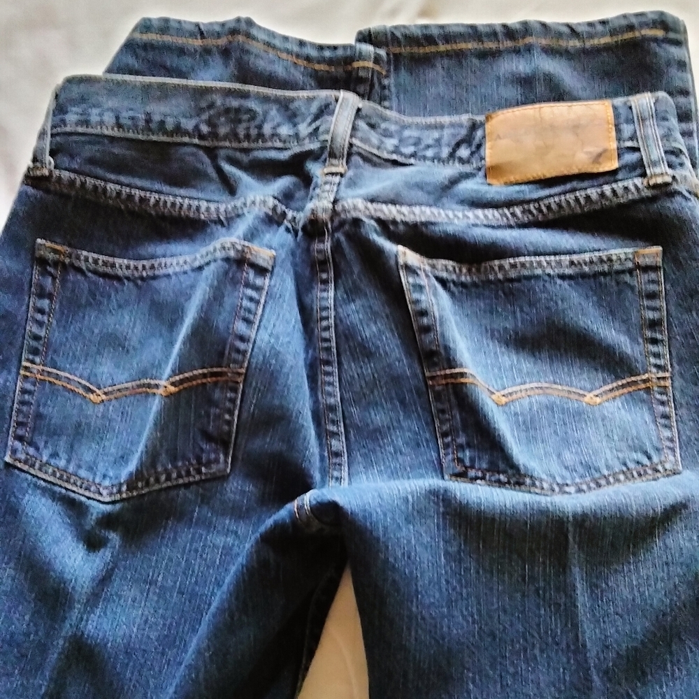 Jeans ๐ - Picture 3 of 5